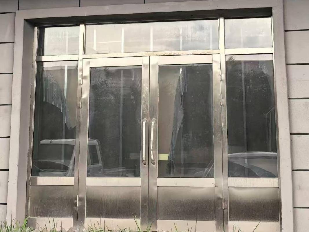 克山县御湖景苑小区5号楼3门房屋出租交易公告