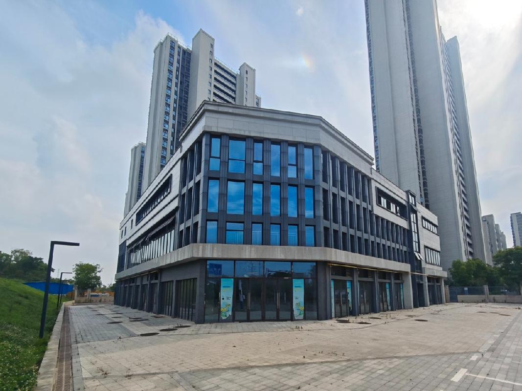 芜湖市弋江区春江明月阅湖苑共9处商业用房转让公告