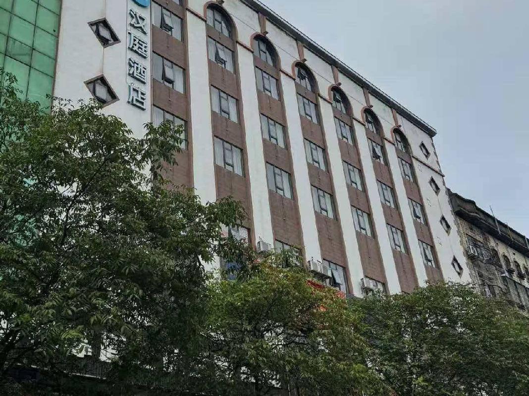 标的1：长沙市雨花区城南东路189、191、193至193-6号长城花园综合楼出租