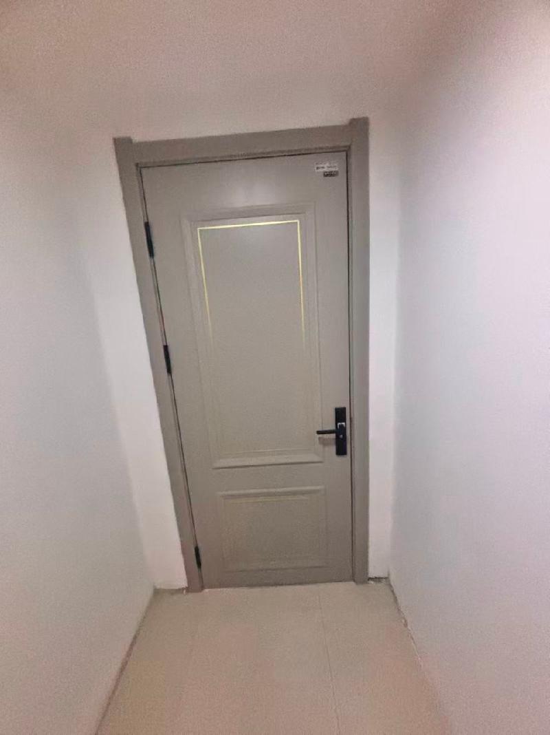 赤峰市新城区万达广场C地块C7号楼1404室房产出租（年租金底价13000.0元，租期3年）