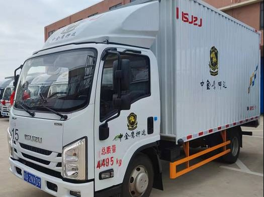 琼A2NX09江西五十铃牌JXW5040XXYCDJ2轻型厢式货车