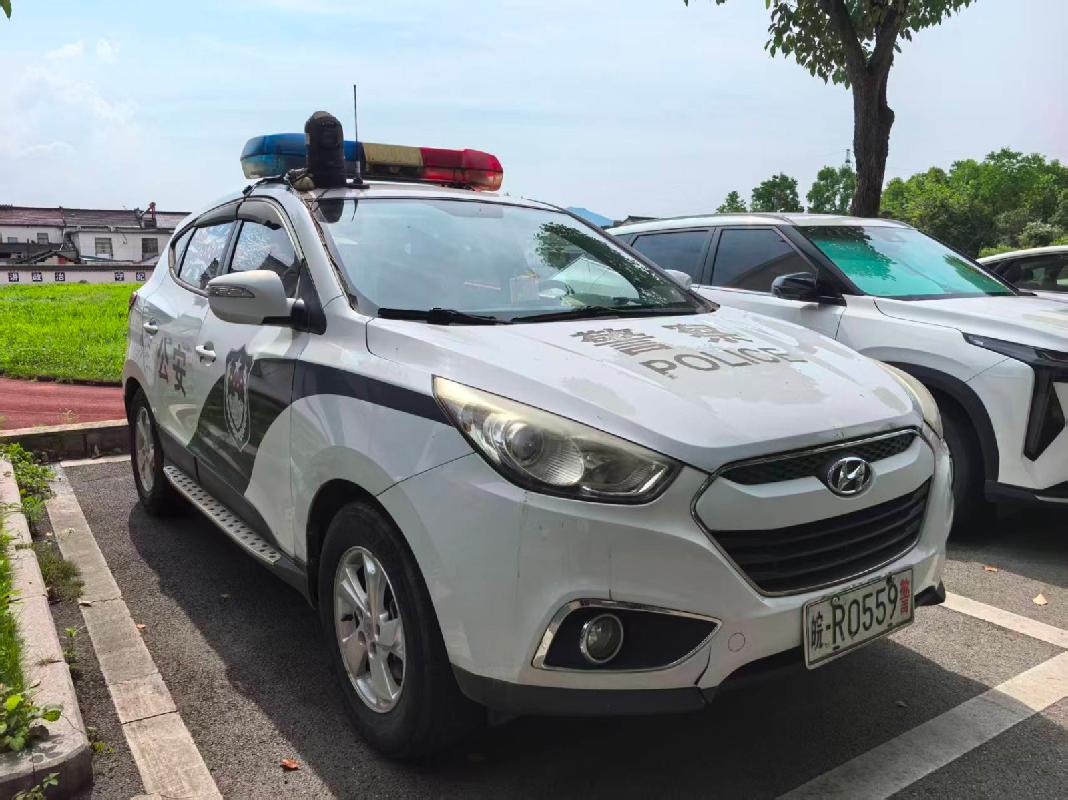 北京现代牌BH6440LAY（皖R0559警）小型普通客车转让公告(国资监测编号GR2026AH2001611)