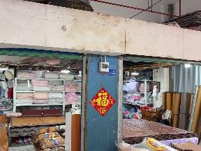 江南春商城二期一层44号附近楼梯下方的小房间招租公告