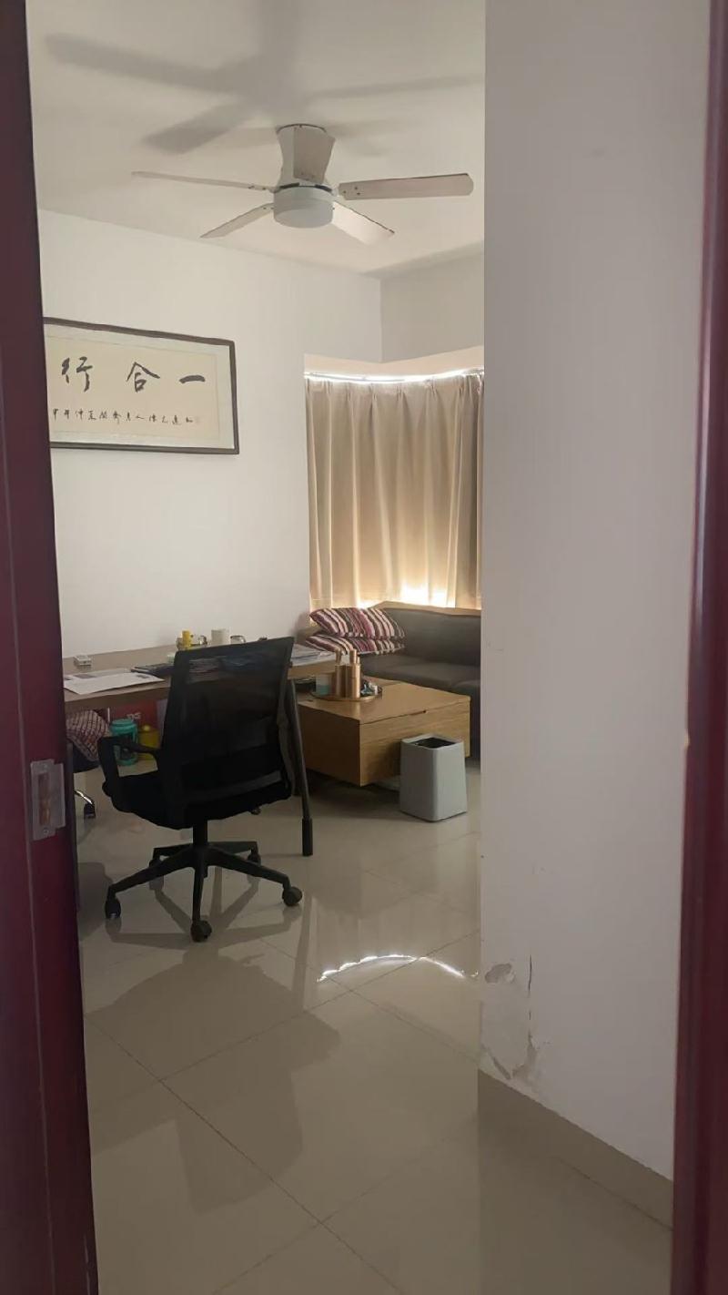三亚市河东区凤凰路临春小区嘉宝花园二期商住楼A单元6001房产转让(国资监测编号GR2026HI1001156)