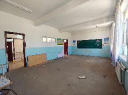 伊宁市潘津镇中心小学位于潘津乡中潘津村闲置教学点整体院落（占地约7369.86㎡，建筑面积约1113㎡）对外招租，租期六个月，二次挂牌