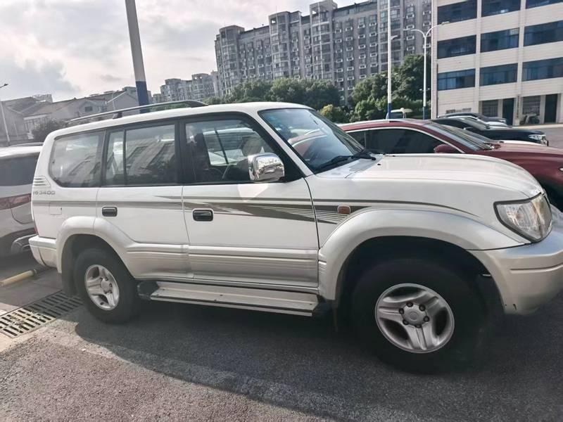 （苏D8HH98）陆地巡洋舰霸道2694CC2.7L小型越野客车转让公告(国资监测编号GR2026JS2002530)