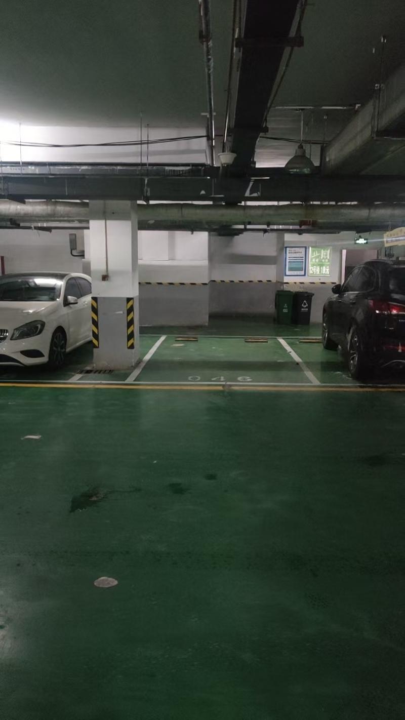 呼市水岸小镇四区542号车位出租（年租金底价2640元/车位，含税）