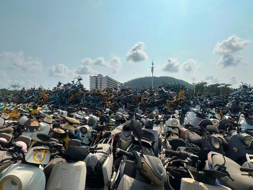 2024年三亚市伟荣车场先行登记保存车辆599项及一般物品590项整体转让