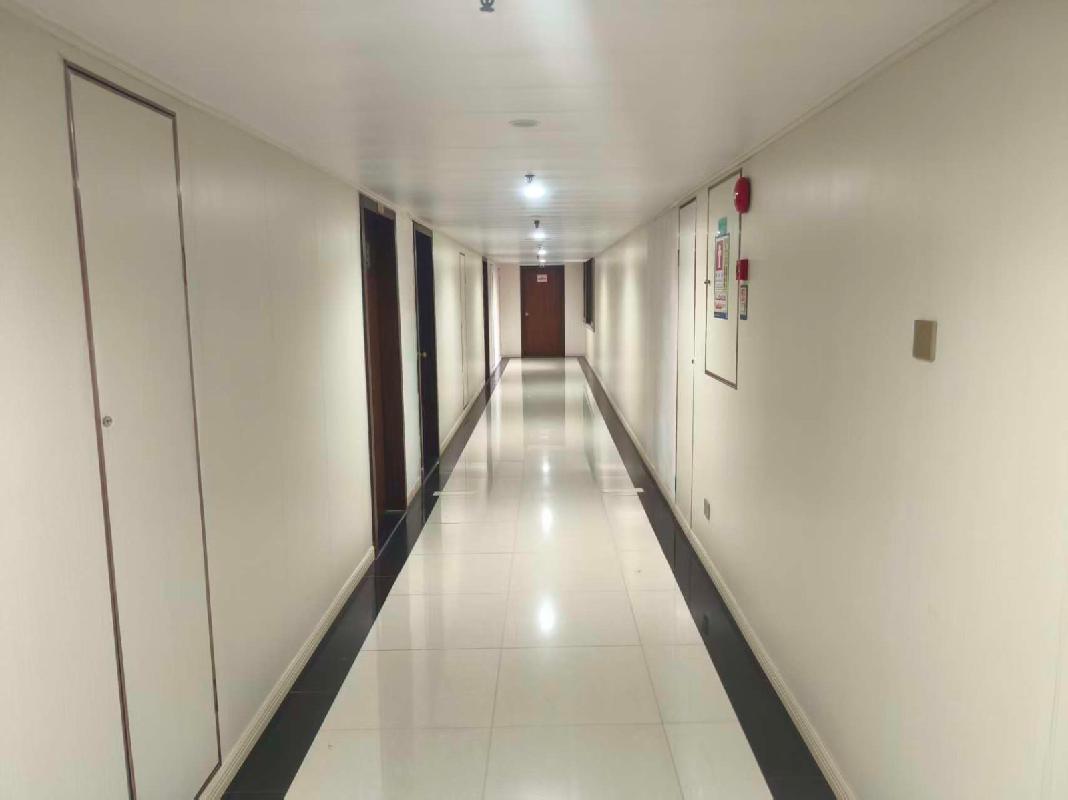 广东省深圳市罗湖区嘉宾路2001号B座八楼801-803房（275㎡）及九楼901-914房（1290㎡）