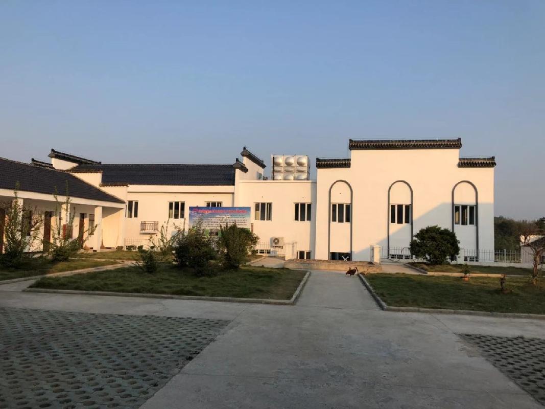 南陵县何湾镇黄山村特色农产品展销中心及休闲农业场所房屋及场地出租公告