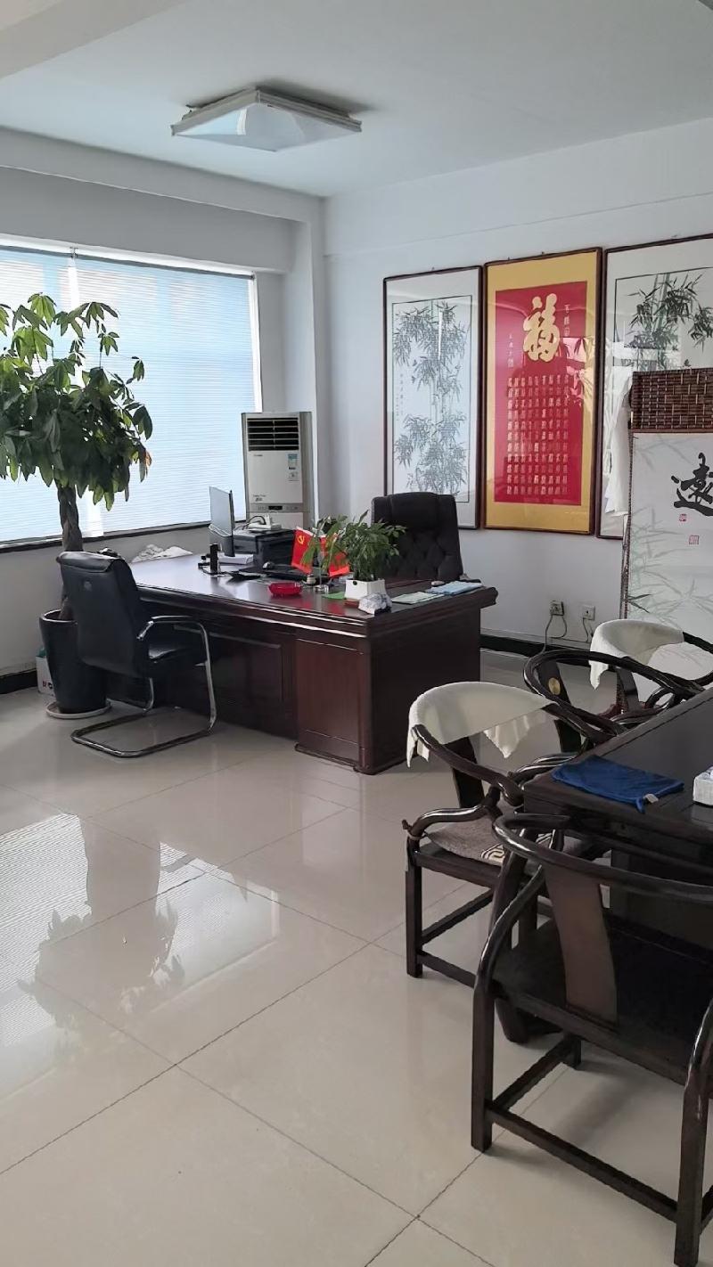 辽宁省营口市鲅鱼圈区疏港路北侧一栋办公楼第3层306一间办公室整体出租（年租金13800元，租期1年）(国资监测编号GR2026NM1002943)