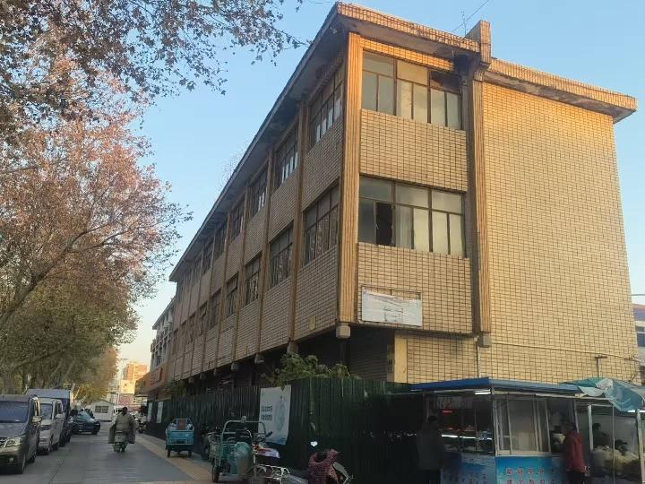 [淮安市]金湖县银涂镇唐港集镇、金湖路8号