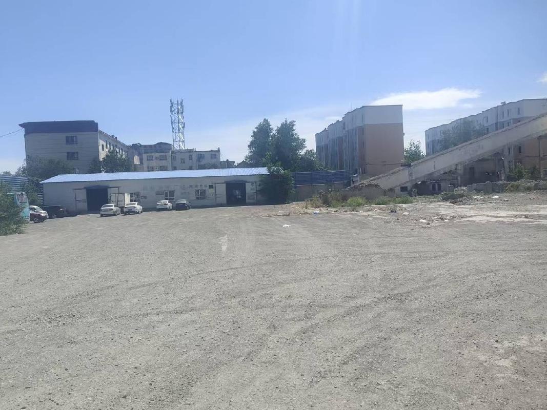位于阿勒腾肯特100号原煤场场地3077.47㎡场地对外招租（租期1年）