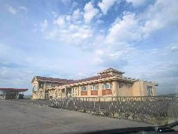 西乌珠穆沁旗浩勒图高勒镇浩勒图高勒服务区招租（年租金底价293300元/年，租期5年）