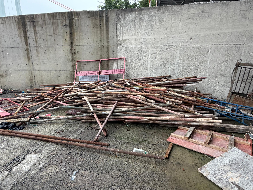 废旧槽钢、工字钢、钢管及螺旋管等边角料一批 （预估总重量约30吨）(国资监测编号GR2026HN1001613)