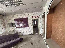 位于团结东街屯业四楼5-197号230.75㎡商铺对外招租