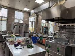 东乡县中西医结合医院住院部一楼食堂租赁公告