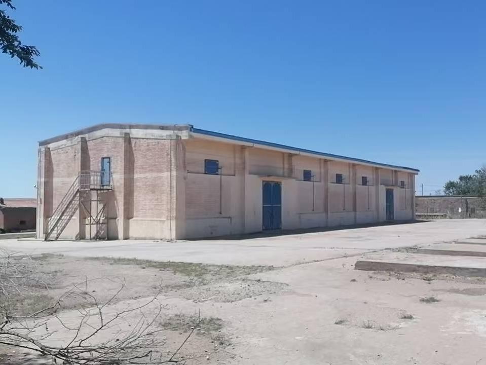 包头市固阳粮食购销有限责任公司所属银号粮站整体招租（年租金底价：35000元，租期：5年）（包头市固阳粮食购销有限责任公司）(国资监测编号GR2026NM1002973)