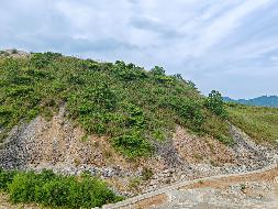 池州市贵池区棠溪熔剂用石灰岩矿、熔剂用白云岩矿可综合利用剥离物资源转让公告(国资监测编号GR2026AH2001714)