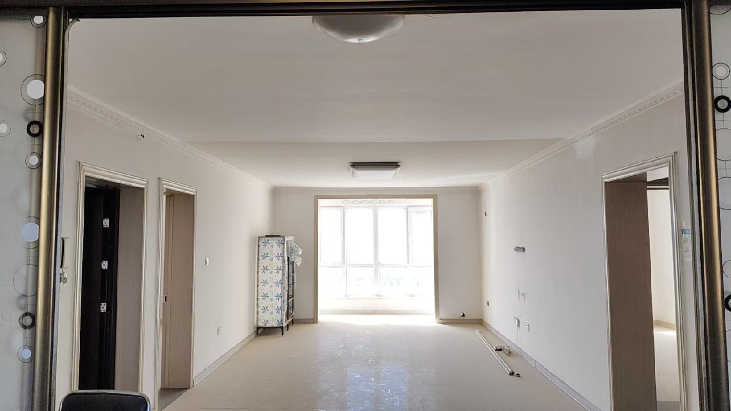 新疆交通建设投资控股有限公司转让位于塔城市杜别克区光明路东方嘉苑小区15号楼4单元402室住宅房产(国资监测编号GR2026XJ1001232)