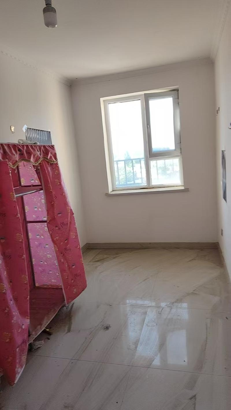 新疆交通建设投资控股有限公司转让位于塔城市杜别克区光明路东方嘉苑小区15号楼4单元602室住宅房产(国资监测编号GR2026XJ1001228)