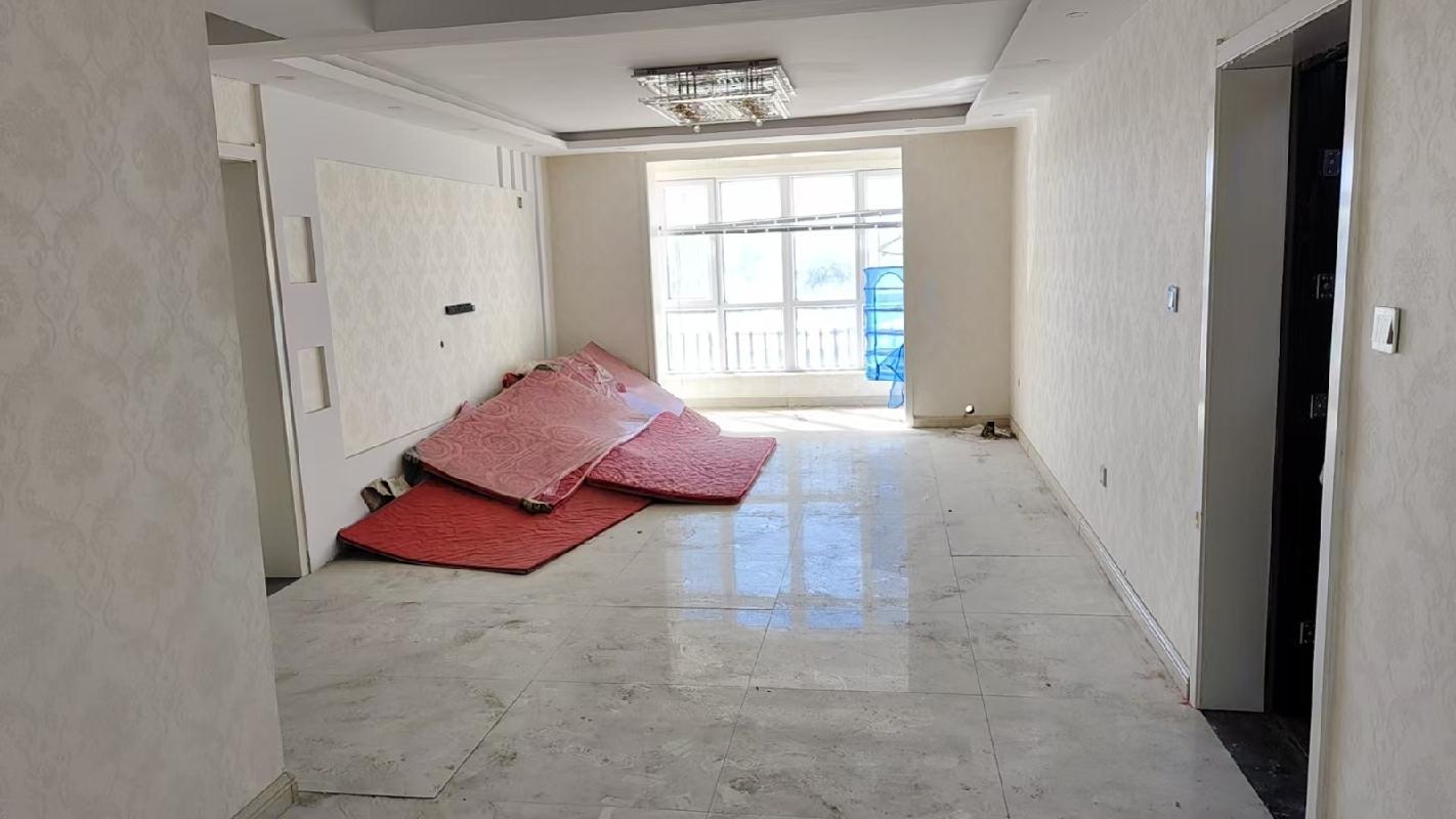 新疆交通建设投资控股有限公司转让位于塔城市杜别克区光明路东方嘉苑小区15号楼4单元401室住宅房产(国资监测编号GR2026XJ1001231)