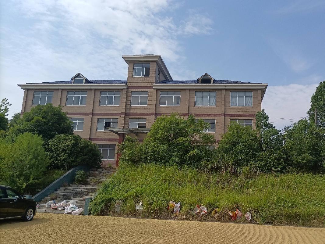 湖南省常德市临澧县柏枝乡雨台村雷家组养殖场招商公告(国资监测编号GR2026HN1001642)