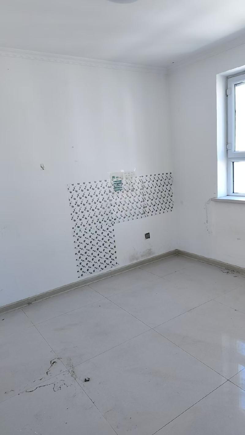 新疆交通建设投资控股有限公司转让位于塔城市杜别克区光明路东方嘉苑小区15号楼4单元602室住宅房产(国资监测编号GR2026XJ1001228)