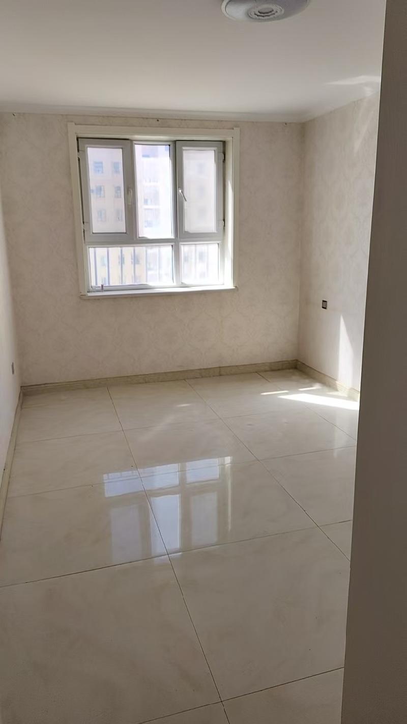 新疆交通建设投资控股有限公司转让位于塔城市杜别克区光明路东方嘉苑小区15号楼4单元502室住宅房产(国资监测编号GR2026XJ1001230)