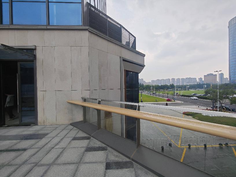 淮安市清江浦区金融中心D区20-176/177号商铺招租公告