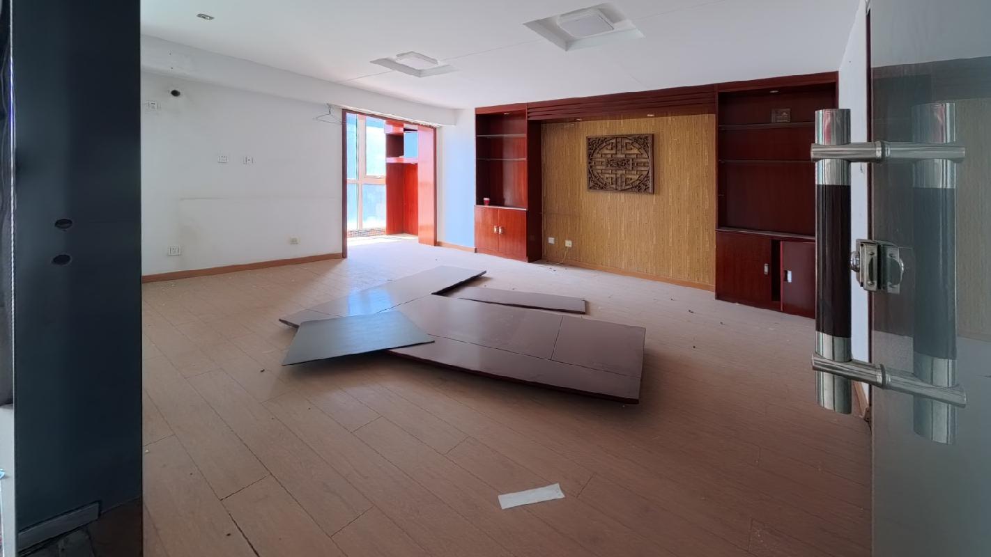 呼和浩特市赛罕区新华东街和海广场ABC号楼7层2单元703、704室住宅打包转让（首都机场集团传媒有限公司）(国资监测编号GR2026NM1003040)