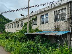 石台县仙寓镇源头村原源头小学一幢闲置校舍转让公告(国资监测编号GR2026AH2001725)