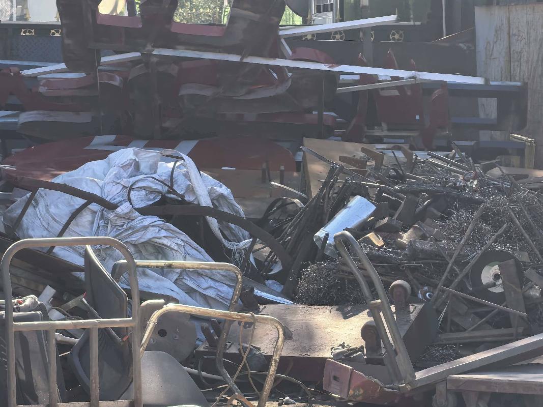 约100吨废除尘管道、铁质容器、水冷盖板转让（包头瑞鑫稀土金属材料股份有限公司）（挂牌底价2010元/吨）