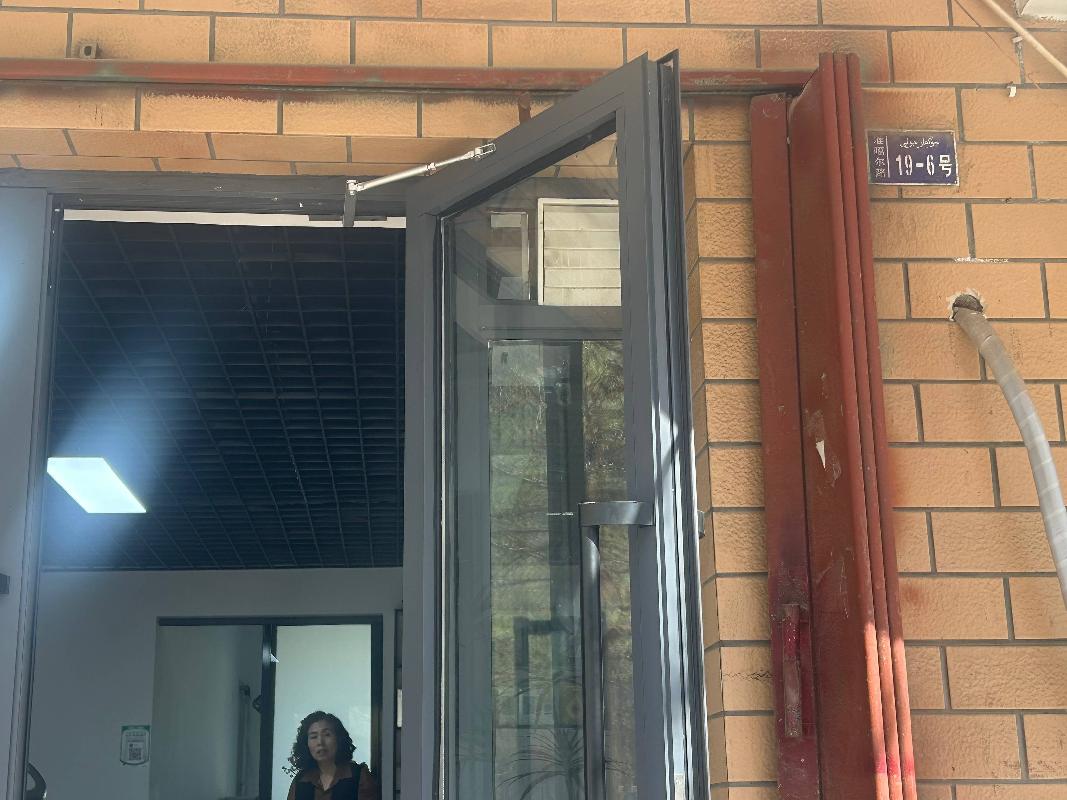 奎屯市市场管理服务中心位于夏哈拉小区南43米处熟食品加工基地准噶尔路19-6号（44.92㎡）对外招租租期3年