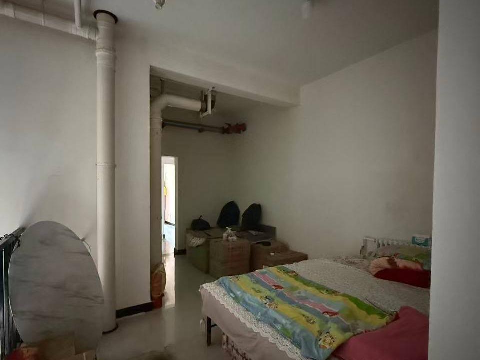 乌兰浩特市城郊办事处红联花园AB区21号楼34号商业10-10-170-6房产转让(国资监测编号GR2026NM1002633-3)