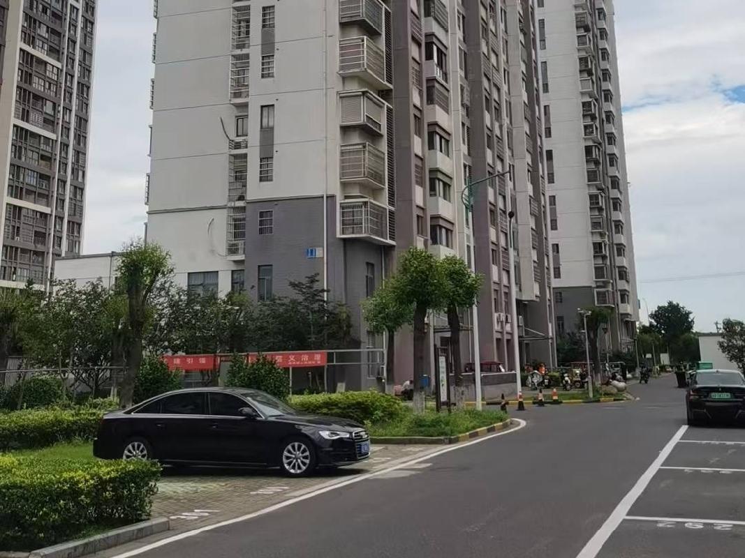常州市武进区嘉泽镇大名嘉园小区北侧楼顶基站场地招租公告(国资监测编号GR2026JS2002772)