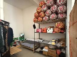 乌兰浩特市城郊办事处红联花园AB区21号楼39号商业10-10-170-11房产转让(国资监测编号GR2026NM1002634-2)