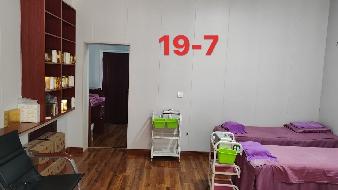 奎屯市市场管理服务中心位于夏哈拉小区南43米处熟食品加工基地准噶尔路19-7号（55.69㎡）对外招租租期3年