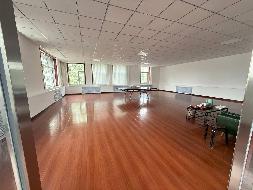 乌兰浩特市兴安办事处原八佰商店南楼6号商业[3-16-108-6］房产转让(国资监测编号GR2026NM1002642-2)