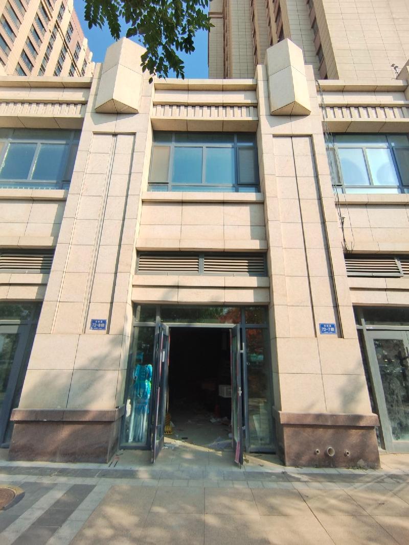 新疆汇源矿业有限责任公司转让位于甘肃省武威市凉州区杏林路中铭御景湾2-13号楼1层商业04号房产