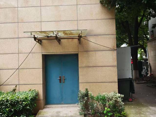 [常州市]凯旋城35幢旁招租公告