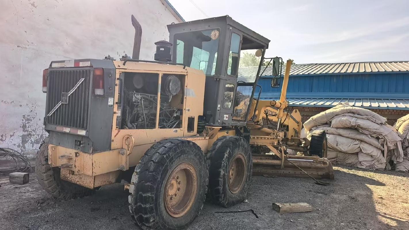 新疆中新铁路建设有限公司转让所属一台VOLVO G740VHP平地机(国资监测编号GR2026XJ1001292)