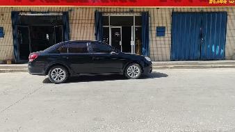 奎屯市万利租赁服务有限公司位于乌鲁木齐西路65号-1、2、3、11、12、13、14、15商铺404㎡对外招租（租期3年）