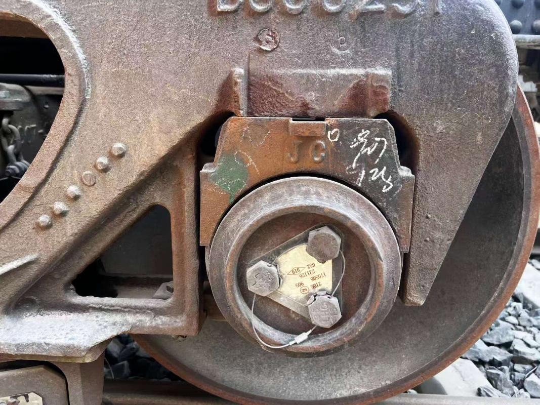 新疆同益投资有限公司转让23辆报废铁路罐车(国资监测编号GR2026XJ1001314)