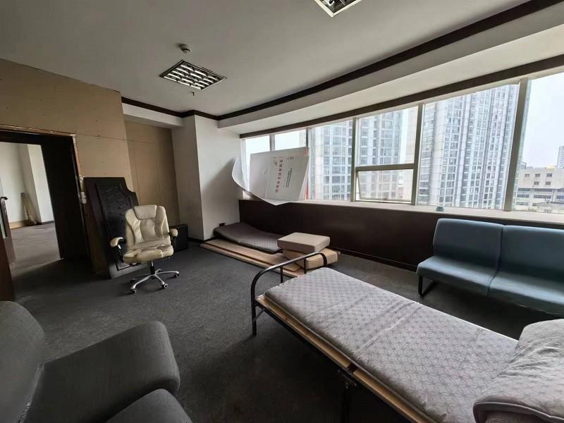 常州市天宁区延陵西路23、25、27、29号（投资广场）702号办公用房转让公告(国资监测编号GR2026JS2002775)