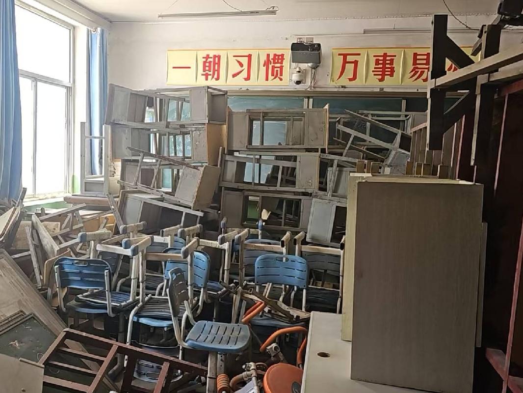 白银市第五中学一批报废资产转让公告