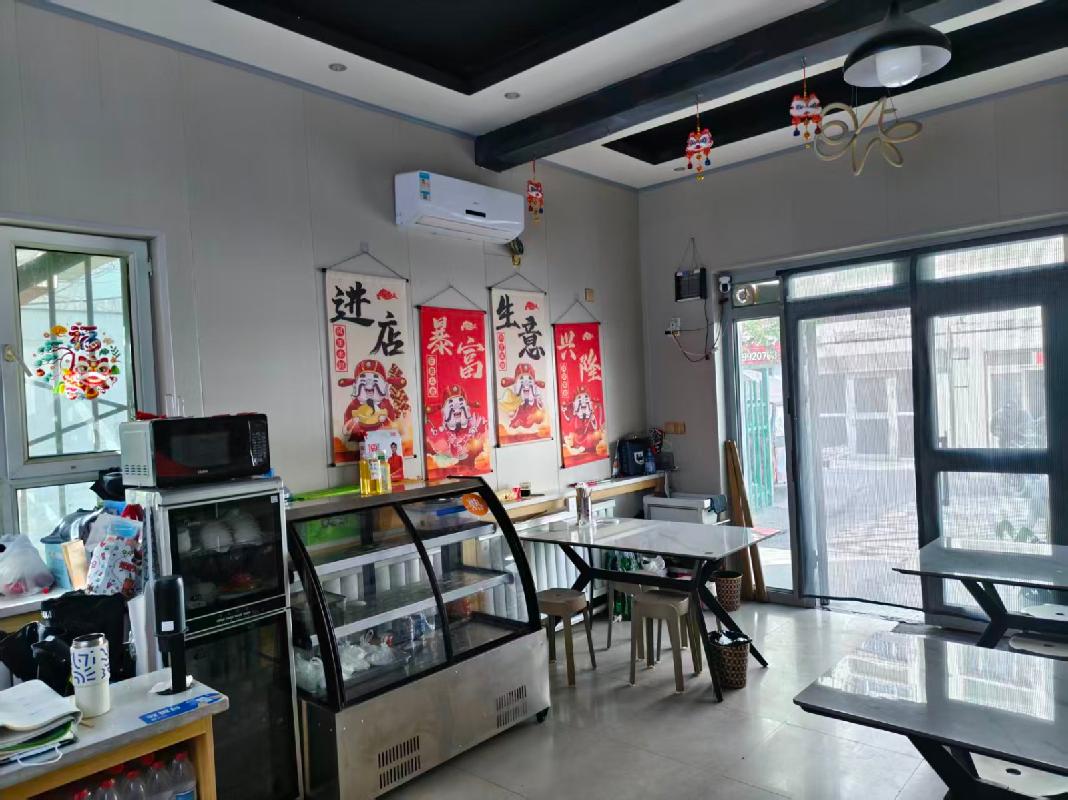 奎屯市市场管理服务中心位于西区农贸市场金波园72-13号（37.84㎡）商铺对外招租租期3年