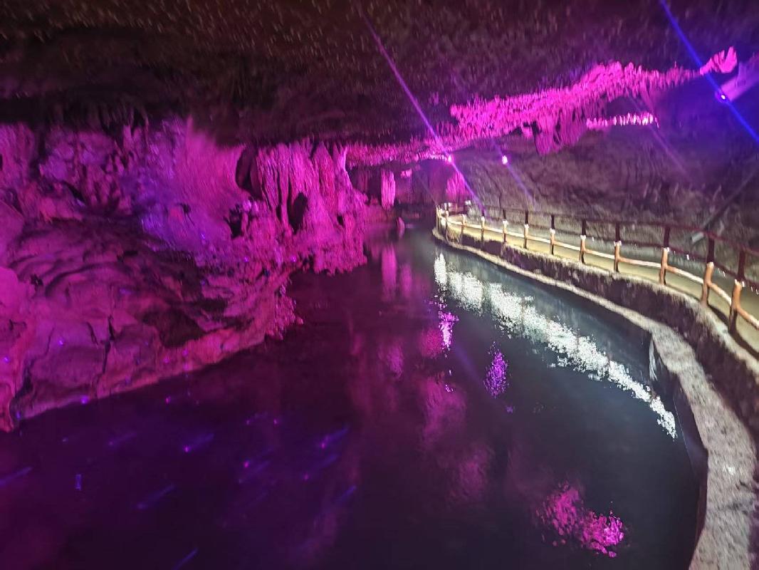 池州市大王洞风景区洞内约500米河道漂流项目1年期经营权出租公告(国资监测编号GR2026AH2001813)
