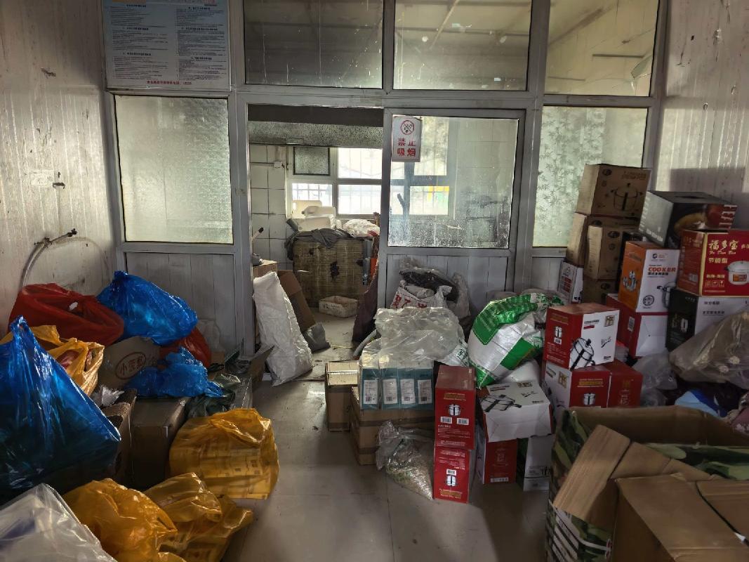 [伊犁哈萨克自治州]奎屯市市场管理服务中心位于西区农贸市场金波园72-17号（33.63㎡）商铺对外招租租期3年