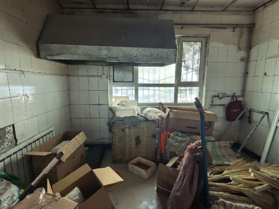 奎屯市市场管理服务中心位于西区农贸市场金波园72-17号（33.63㎡）商铺对外招租租期3年